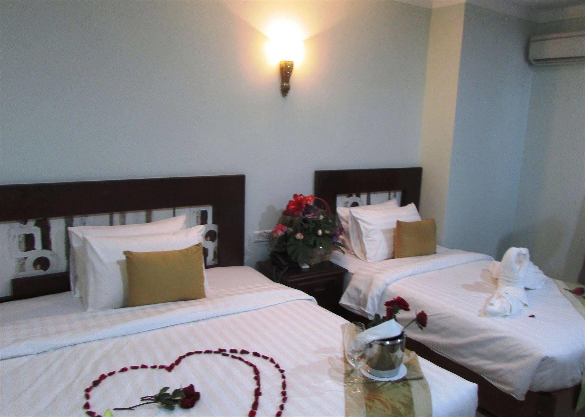 Sen Han Hotel Phnom Penh Zewnętrze zdjęcie