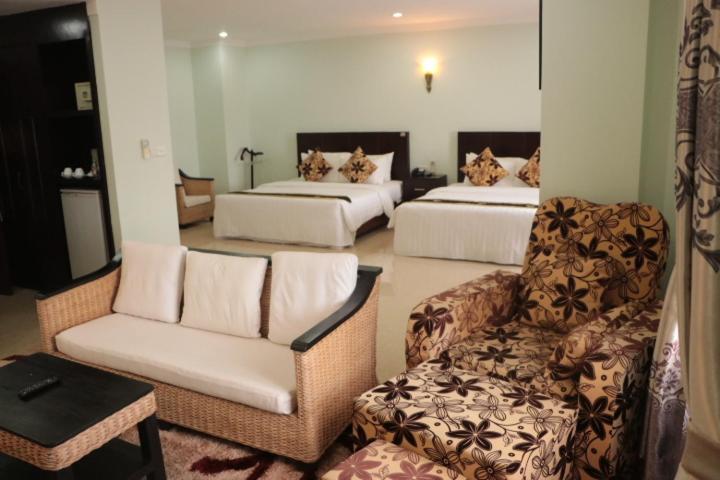 Sen Han Hotel Phnom Penh Zewnętrze zdjęcie