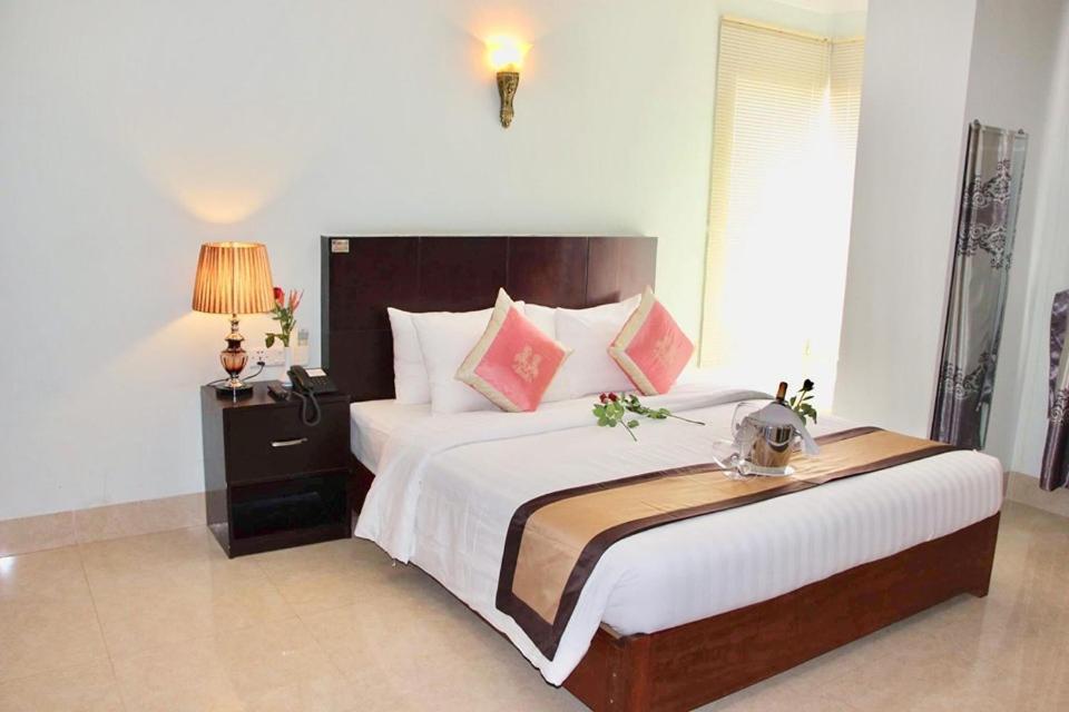 Sen Han Hotel Phnom Penh Zewnętrze zdjęcie